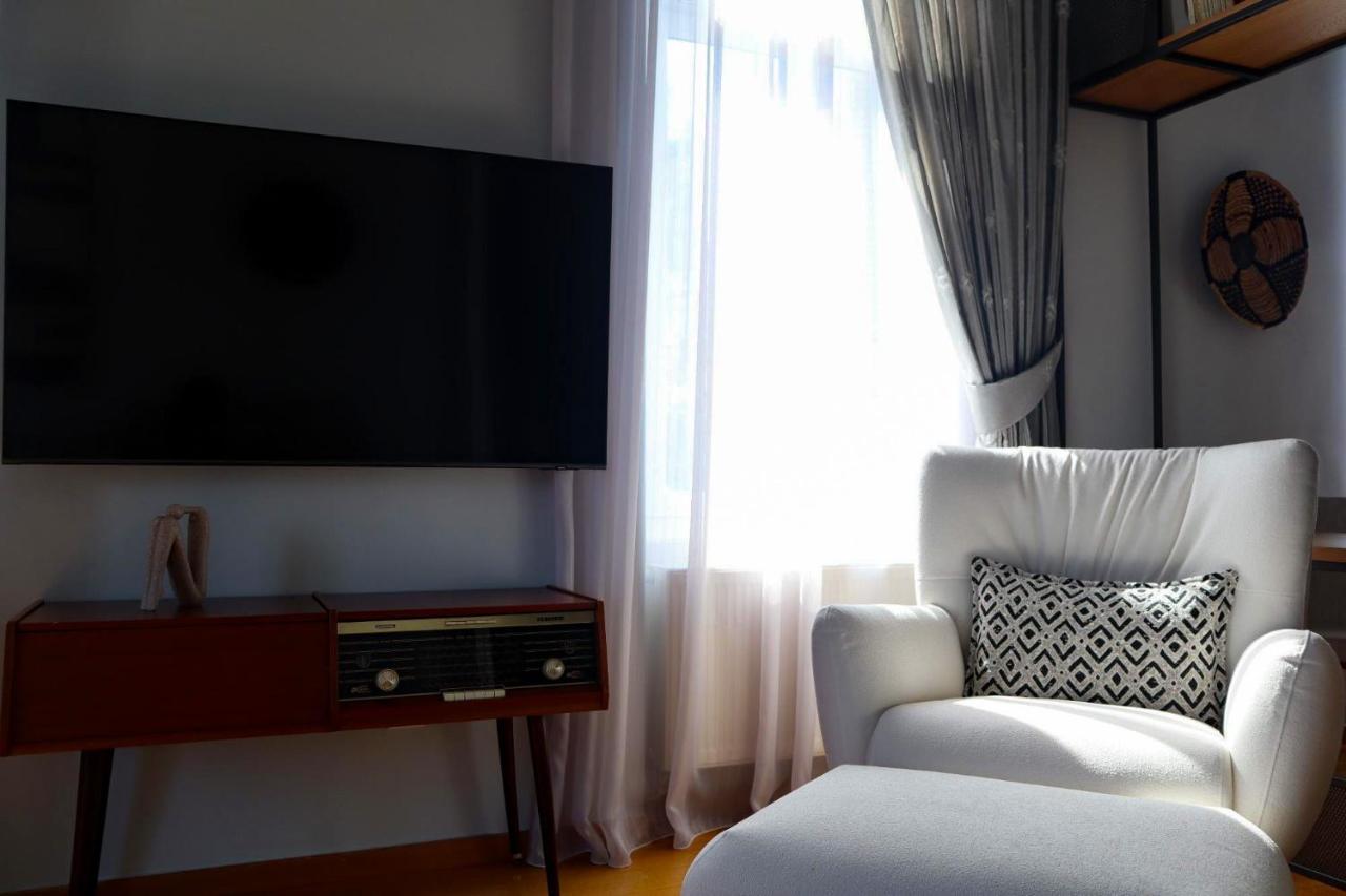 אתונה Thiseas Luxury Apartment מראה חיצוני תמונה